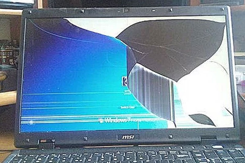laptop with broken lcd